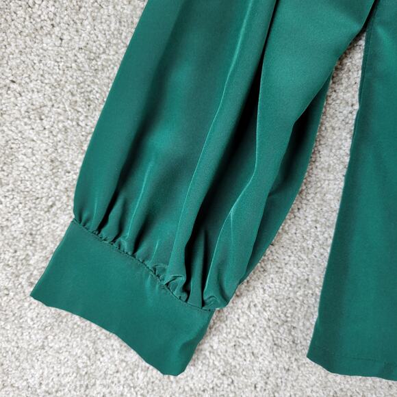 VTG Pendleton Petite Blouse Womens 10 Green Mock Neck Decorative Buttons Pleated - Picture 8 of 13